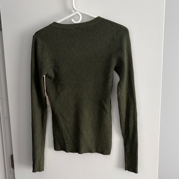a.n.a Olive green Knit Sweater new Medium - Picture 4 of 4